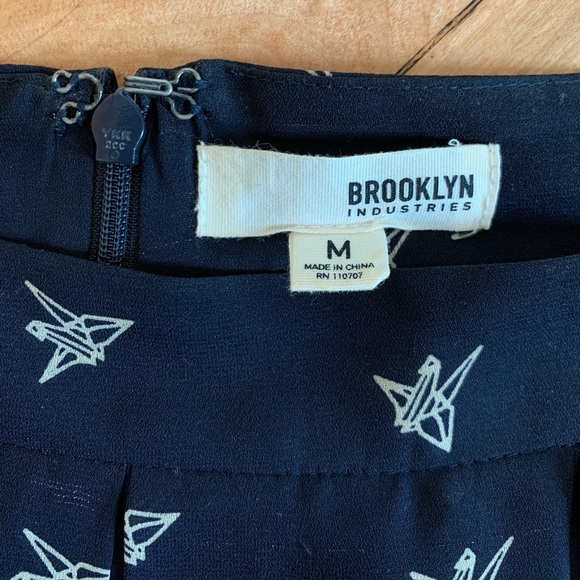 Brooklyn Industries Navy skirt, size M - Picture 4 of 4
